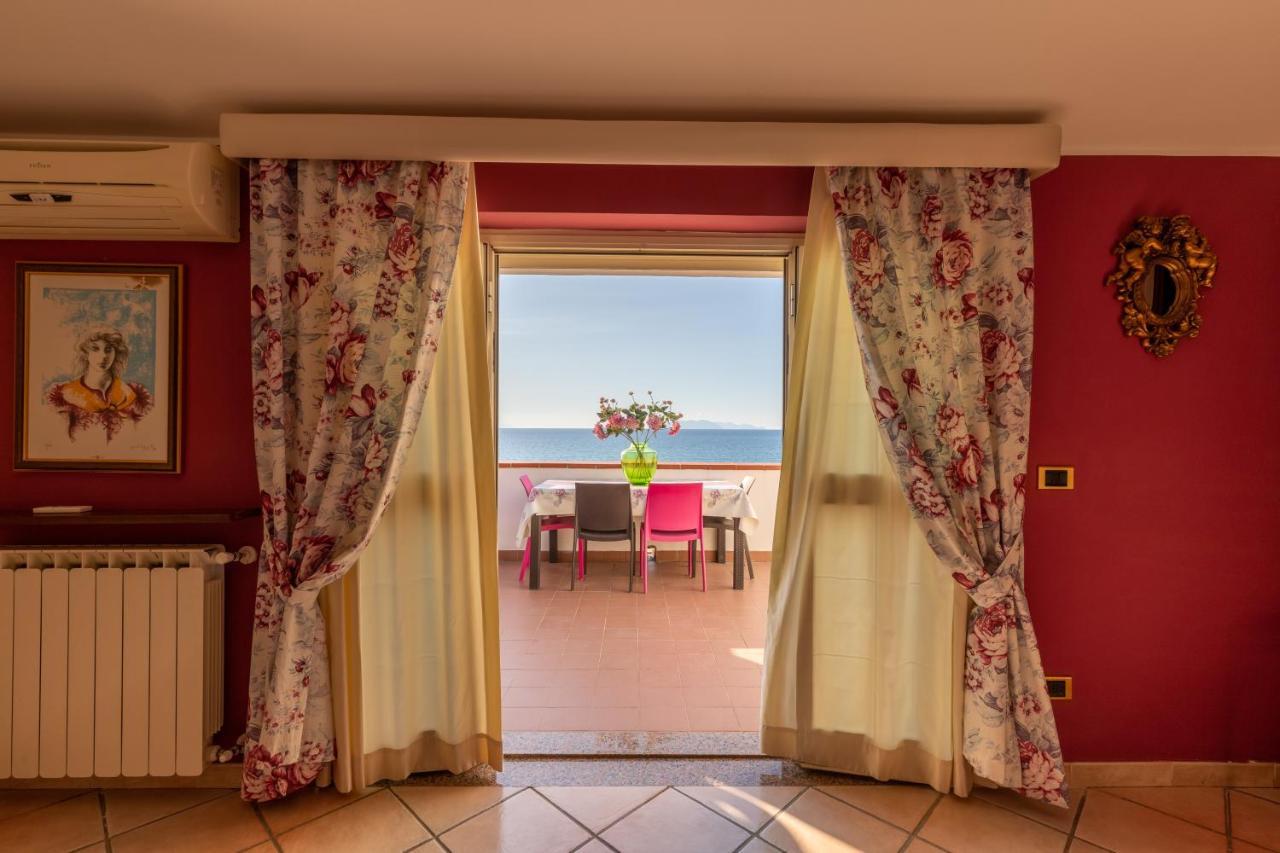 Vacanze Al Mare Patrizia'S Sweet Home Terme Vigliatore Dış mekan fotoğraf